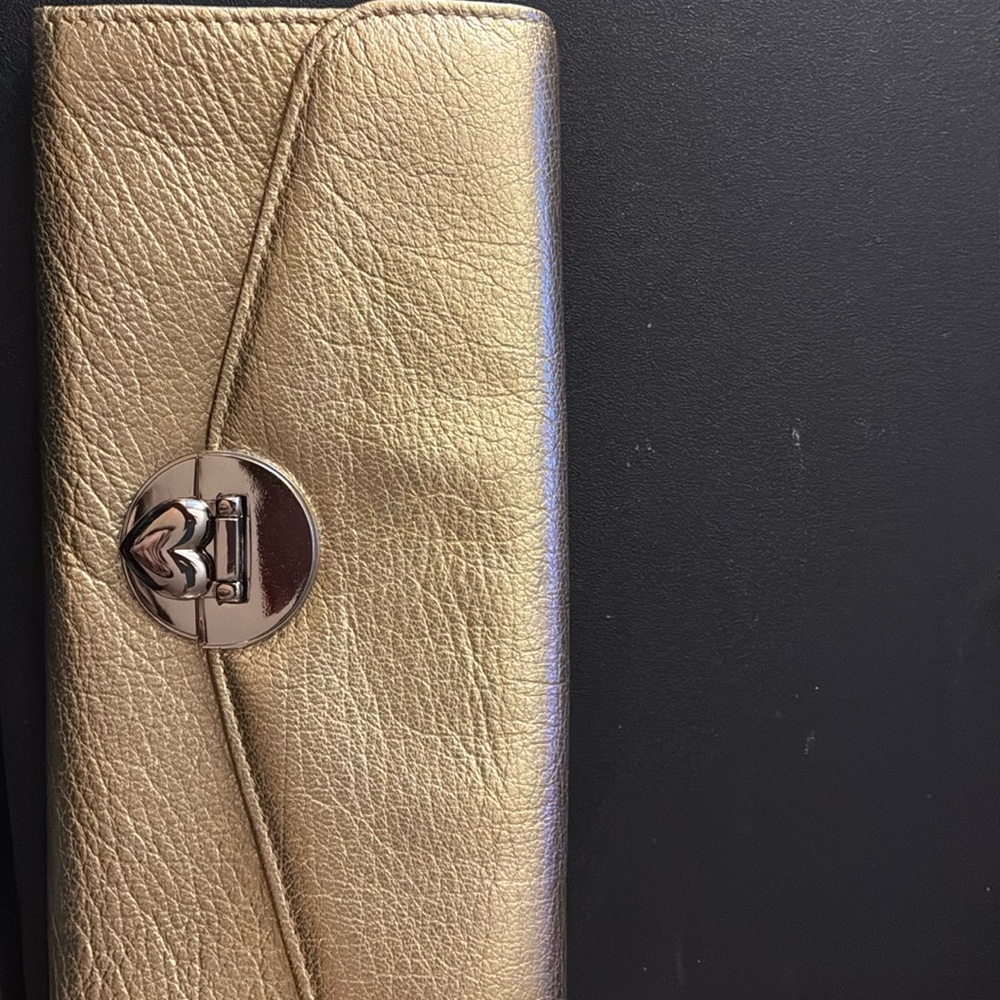 Artisan Elegant Gold Wristlet